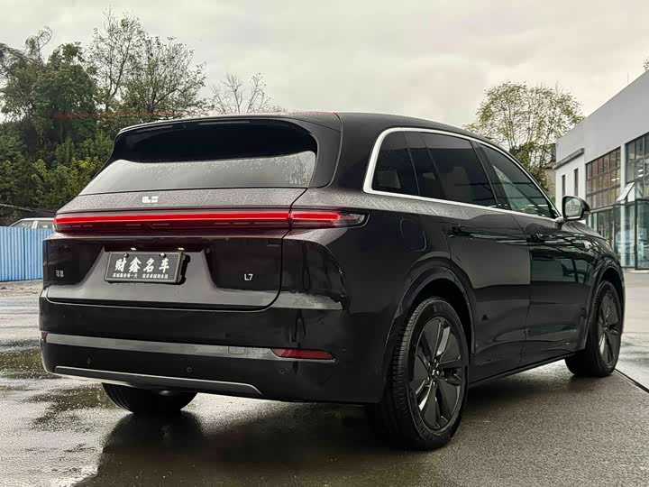 Фото 15 - LiXiang L7