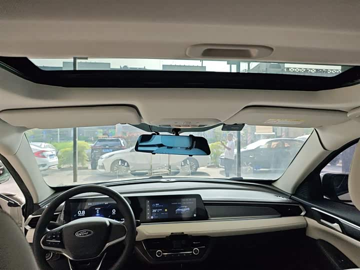 Фото 18 - Ford Escort