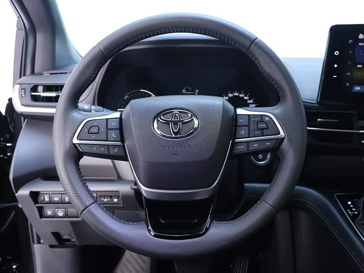 Фото 16 - Toyota Sienna