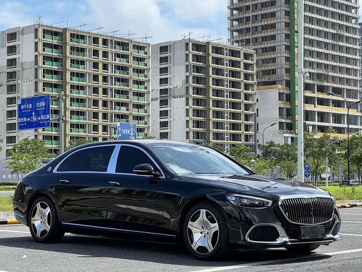 Фото 2 - Mercedes-Benz Maybach S-Class