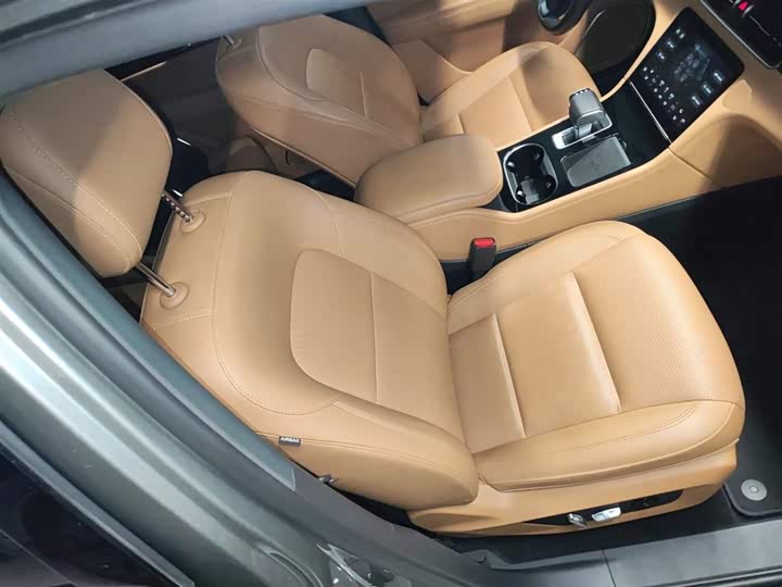 Фото 25 - LiXiang One