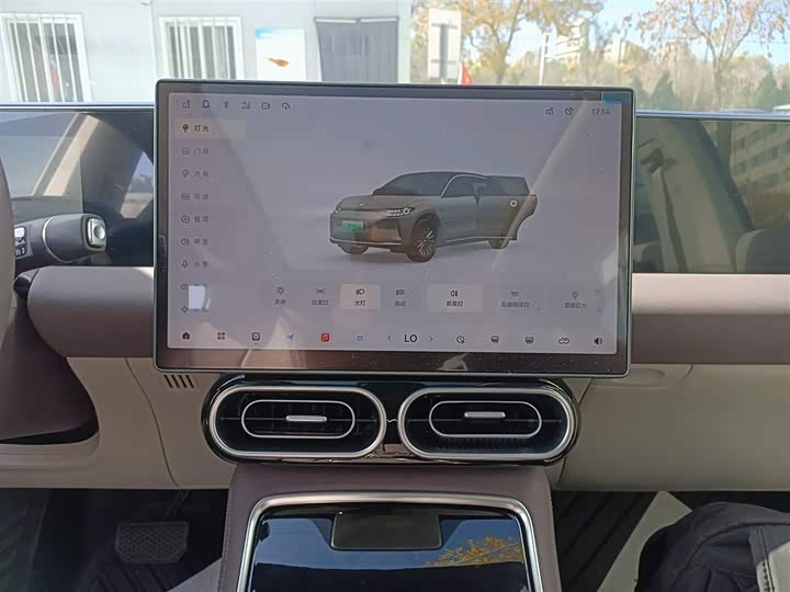 Фото 13 - Leapmotor C11