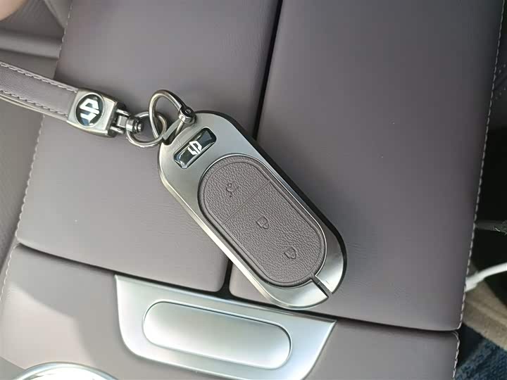 Фото 9 - Leapmotor C11