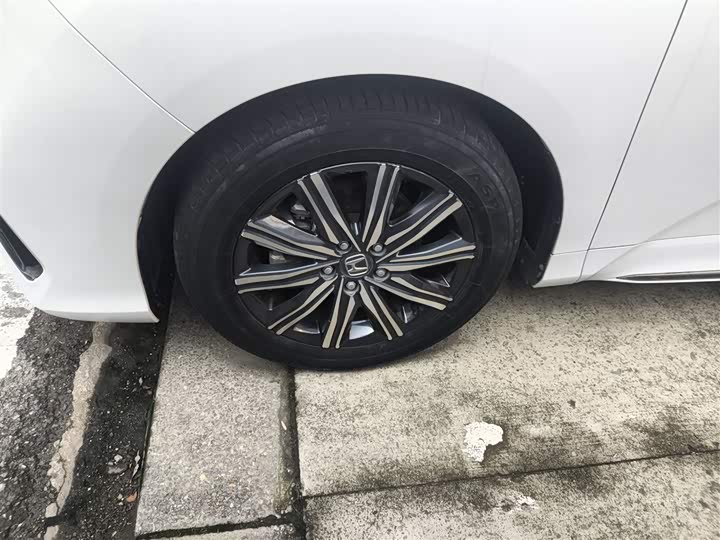 Фото 23 - Honda Odyssey