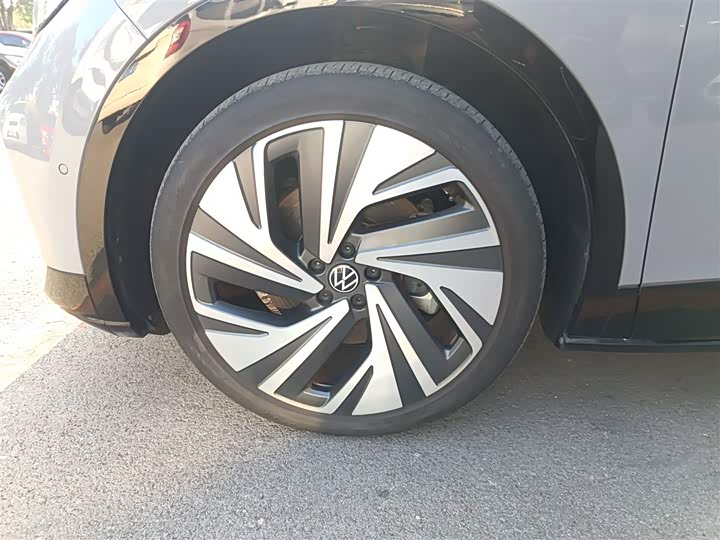 Фото 23 - Volkswagen ID.4 Crozz