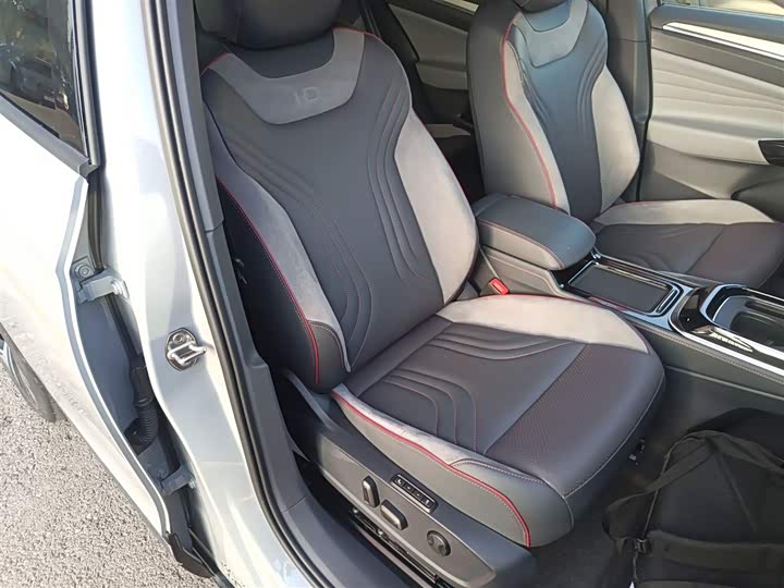 Фото 25 - Volkswagen ID.4 Crozz