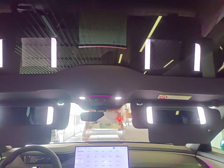 Фото 18 - Xiaomi SU7