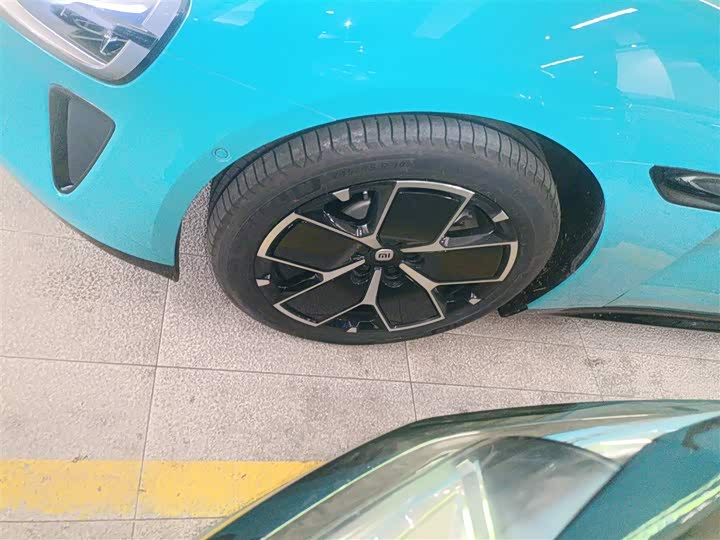 Фото 22 - Xiaomi SU7