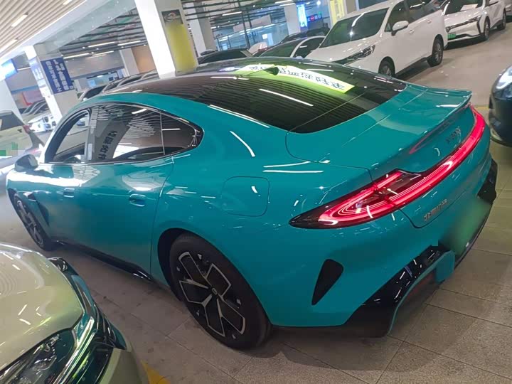 Фото 5 - Xiaomi SU7