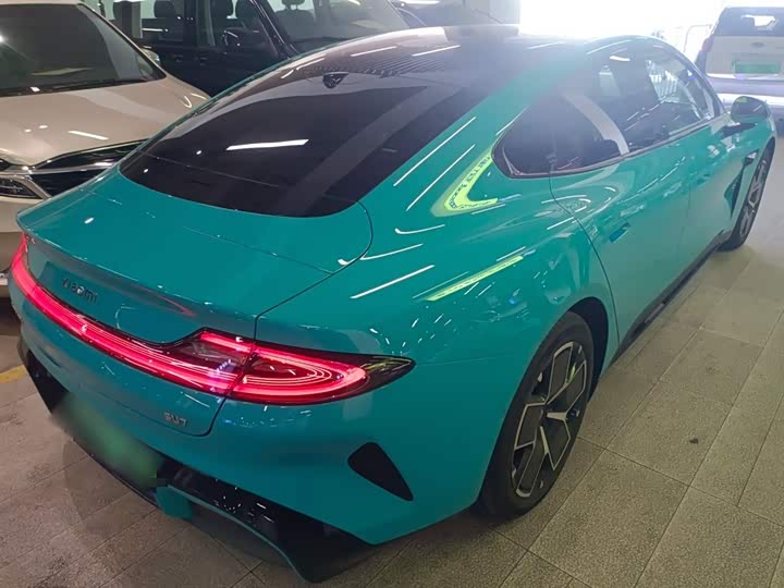 Фото 7 - Xiaomi SU7