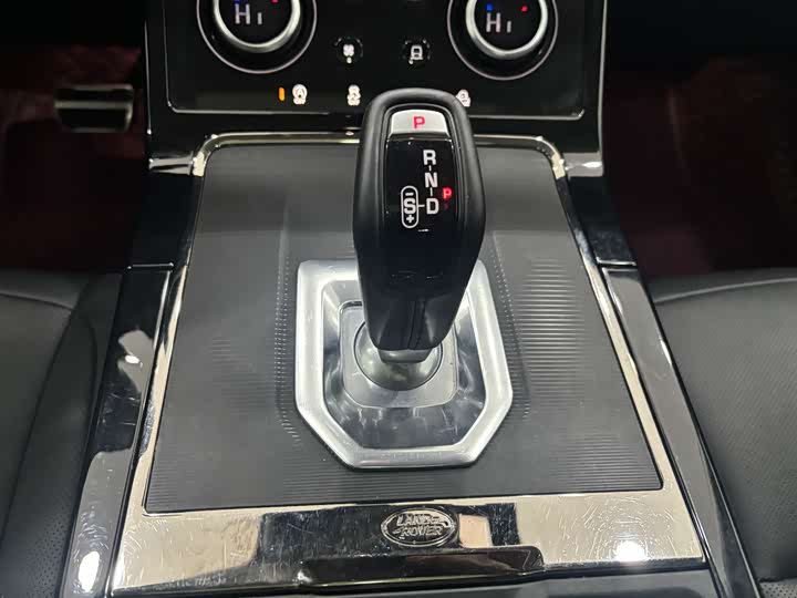 Фото 19 - Land Rover Range Rover Evoque L