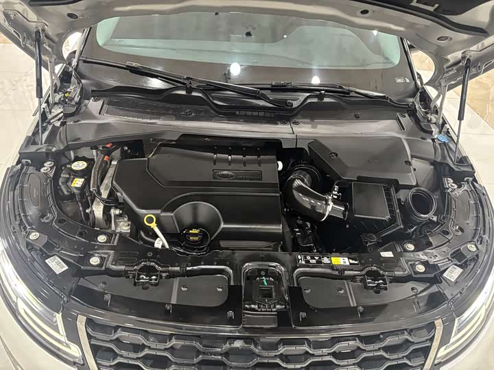 Фото 31 - Land Rover Range Rover Evoque L