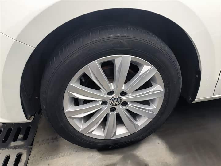 Фото 25 - Volkswagen Bora