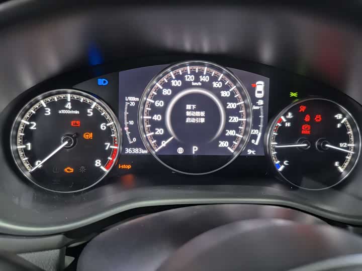 Фото 9 - Mazda 3 (Axela)