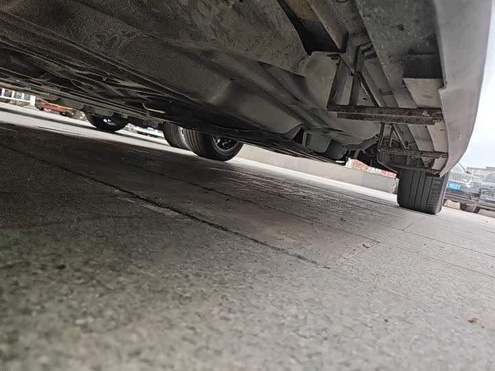 Фото 22 - Toyota Crown Kluger