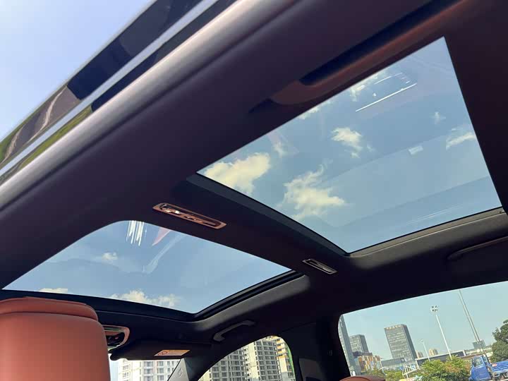 Фото 22 - Mercedes-Benz Maybach S-Class