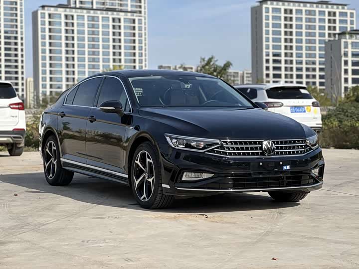 Фото 3 - Volkswagen Magotan