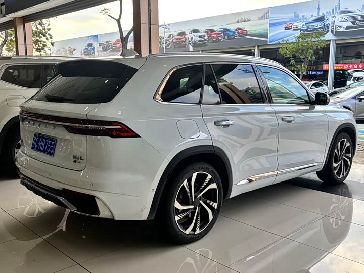 Фото 7 - Geely Monjaro