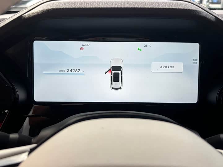 Фото 9 - Geely Monjaro