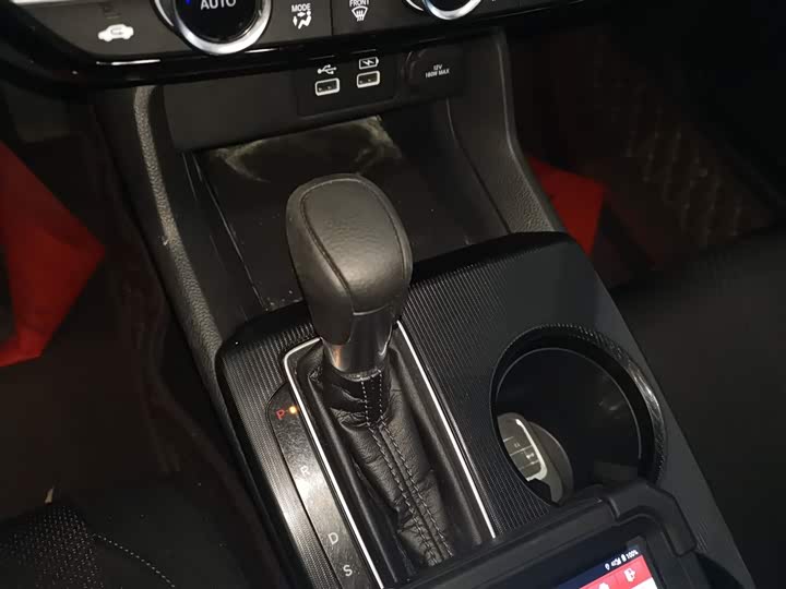 Фото 14 - Honda Integra