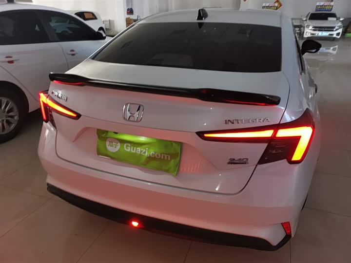 Фото 6 - Honda Integra