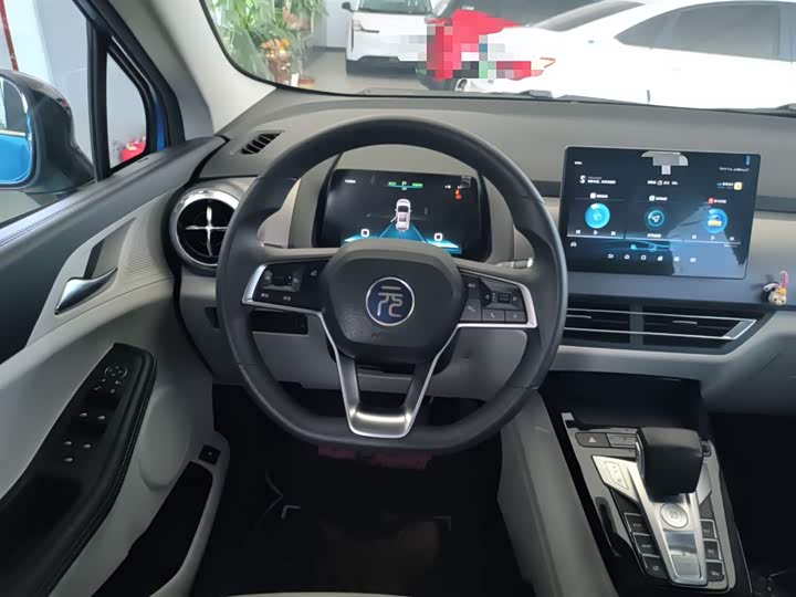 Фото 11 - BYD Yuan Pro