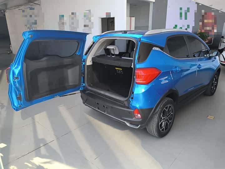 Фото 19 - BYD Yuan Pro