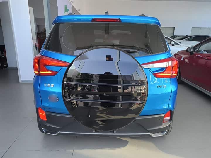 Фото 6 - BYD Yuan Pro