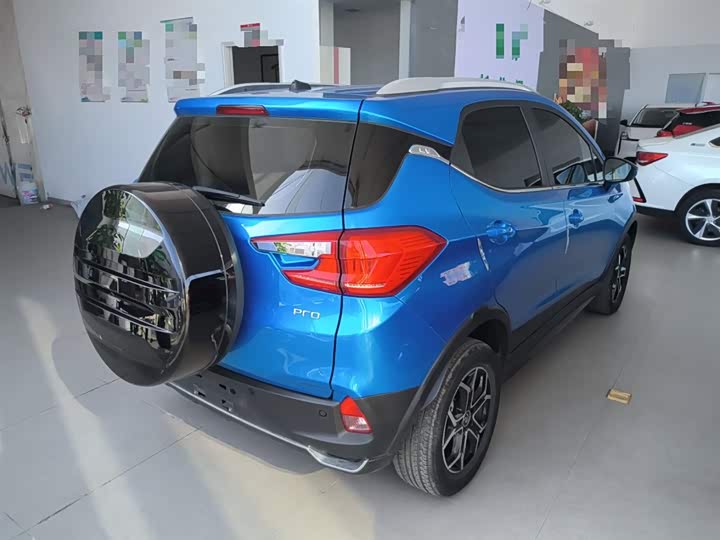 Фото 7 - BYD Yuan Pro