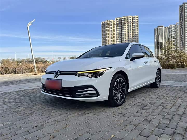 Фото 2 - Volkswagen Golf