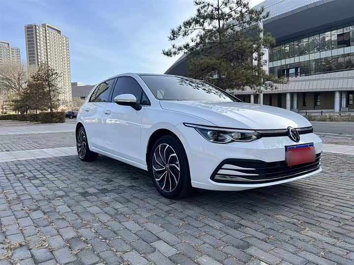 Фото 4 - Volkswagen Golf