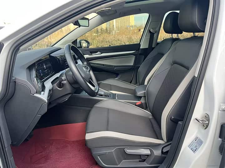 Фото 9 - Volkswagen Golf