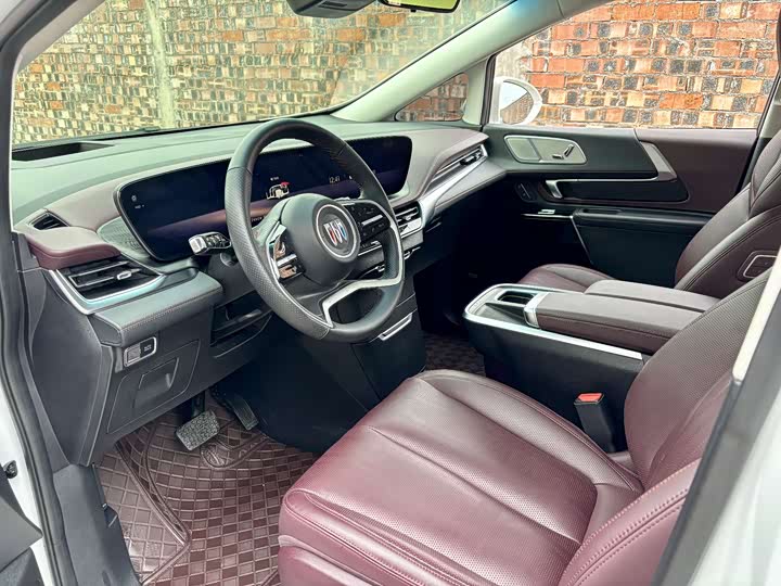 Фото 9 - Buick GL8 Century