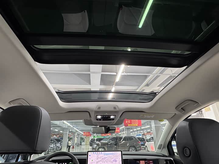 Фото 26 - Volkswagen Talagon