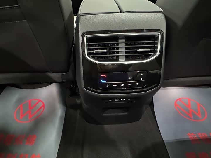 Фото 27 - Volkswagen Talagon