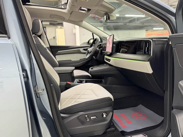 Фото 28 - Volkswagen Talagon