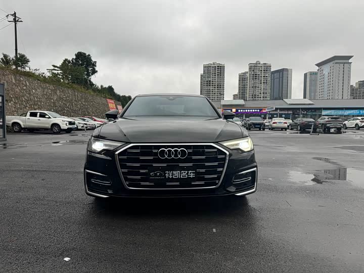 Фото 2 - Audi A6L