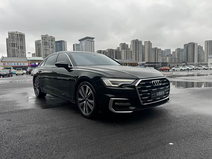 Фото 3 - Audi A6L