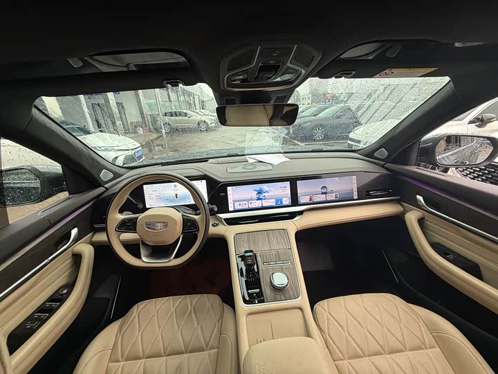 Фото 7 - Geely Monjaro