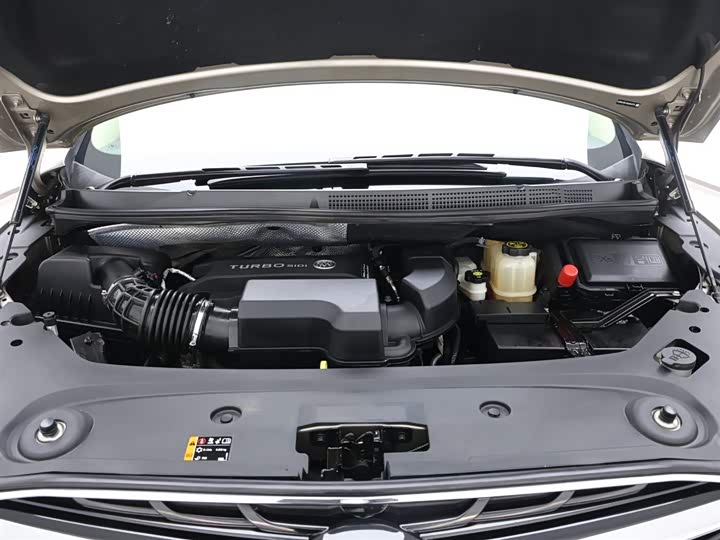 Фото 14 - Buick GL8 ES