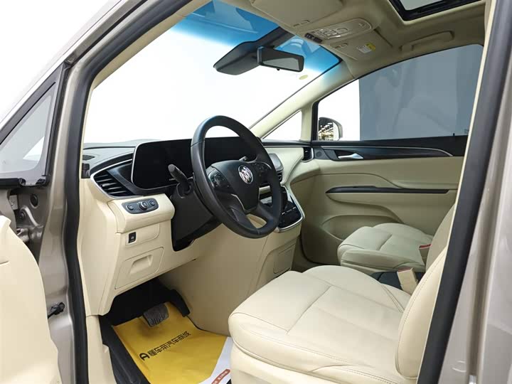 Фото 8 - Buick GL8 ES