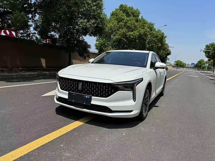 Фото 1 - Bestune B70