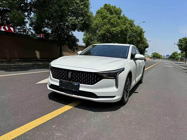 Фото 2 - Bestune B70