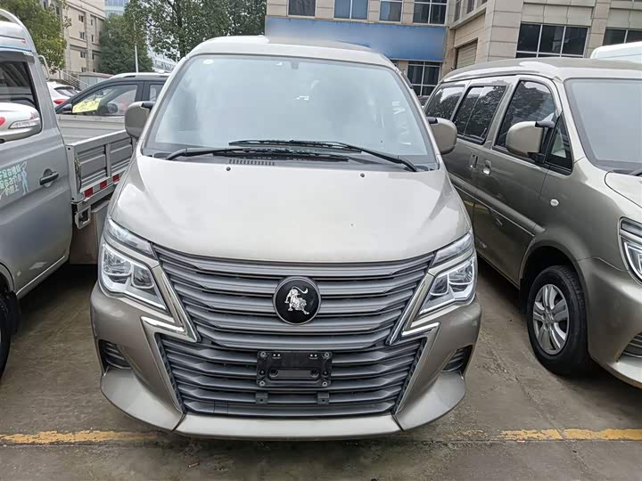 Фото 3 - Dongfeng Forthing Lingzhi M5