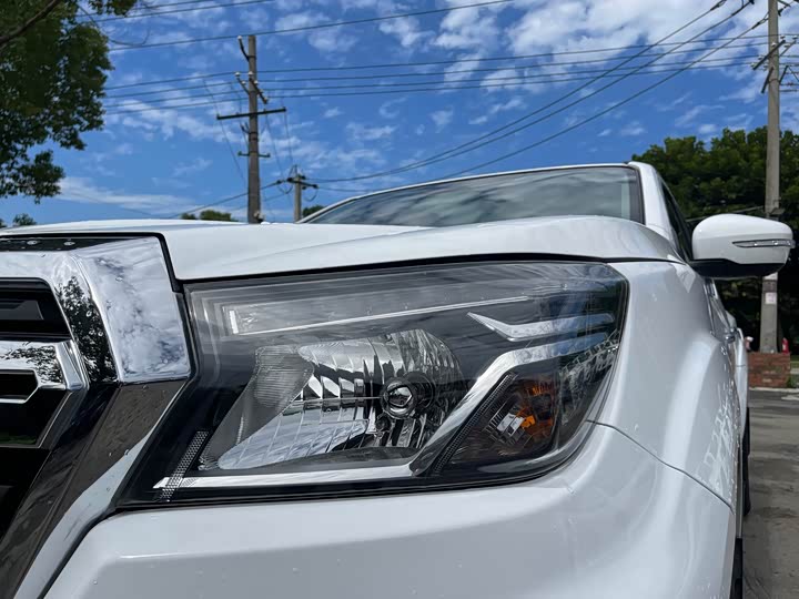 Фото 11 - Dongfeng Rich 6