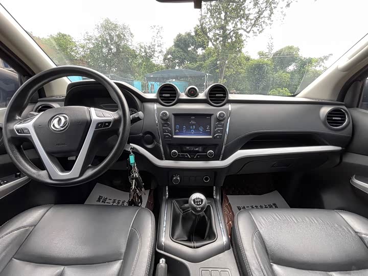 Фото 15 - Dongfeng Rich 6