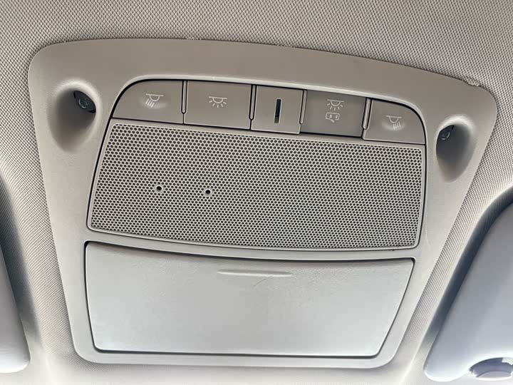 Фото 19 - Dongfeng Rich 6