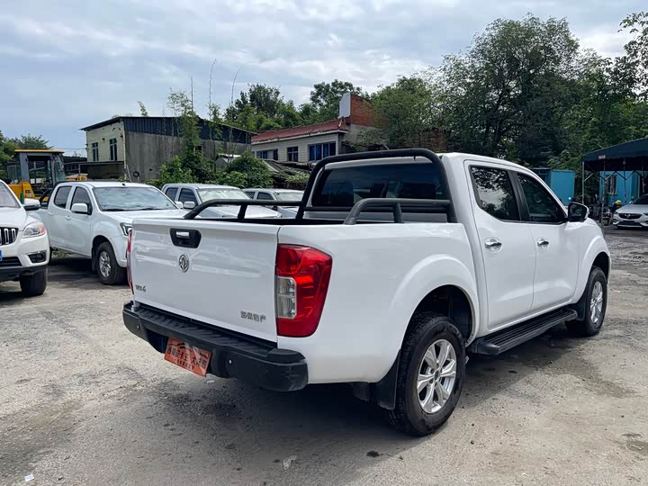 Фото 5 - Dongfeng Rich 6