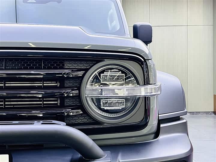 Фото 7 - Tank 300