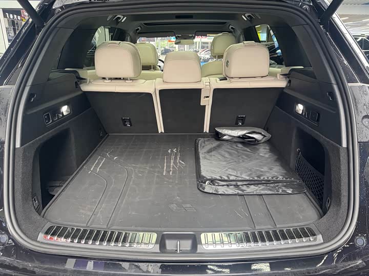 Фото 21 - LiXiang L7